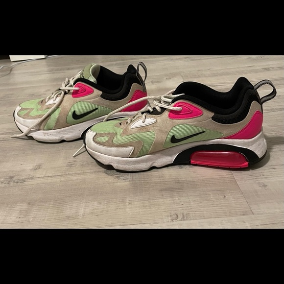pink and green air max 200